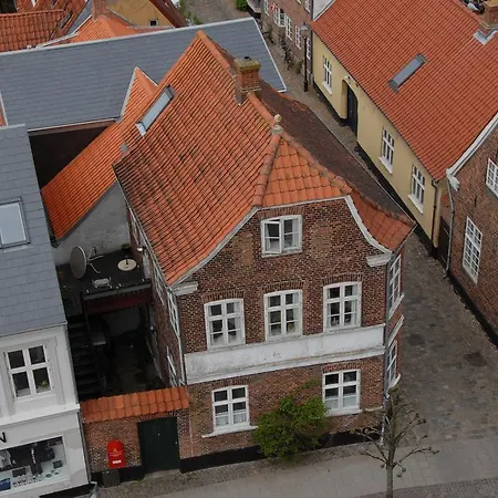 Hasse Christensen Bed & Breakfast Ribe