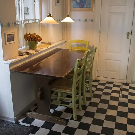 Hasse Christensen Bed & Breakfast